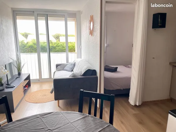 T2 résidence sécurisée avec piscine