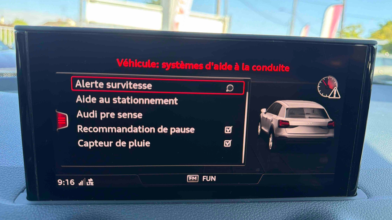 Audi Q2 35 TFSI 150 S tronic 7 — photo 27
