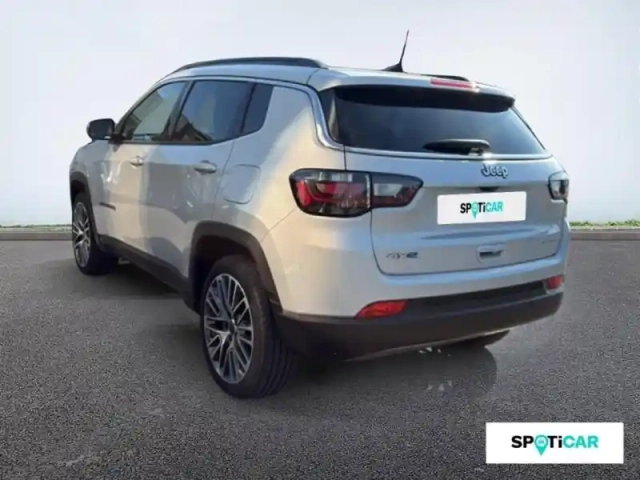 Jeep Compass 1.3 turbo t4 190ch phev 4xe limited at6 eawd — photo 7