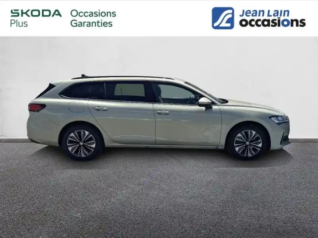 Skoda Superb combi 1.5 tsi mhev 150 ch act dsg7 — photo 4