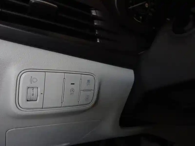 Hyundai Bayon 1.0 t-gdi 100 dct-7 hybrid 48v — photo 32