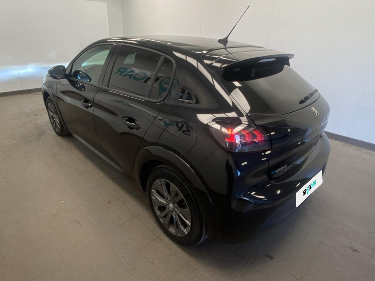 Peugeot 208 electrique 50 kwh 136ch style — photo 7
