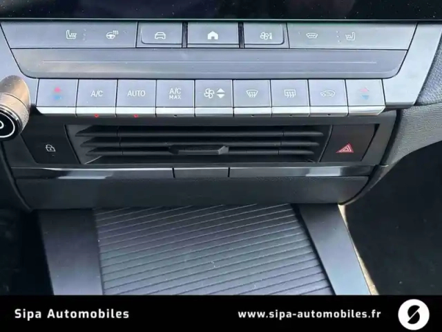 Opel Astra sports tourer 1.2 turbo hybride 145 ch automatique — photo 55