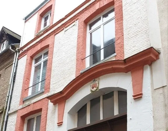Immeuble de rapport 6 pièces 150 m²