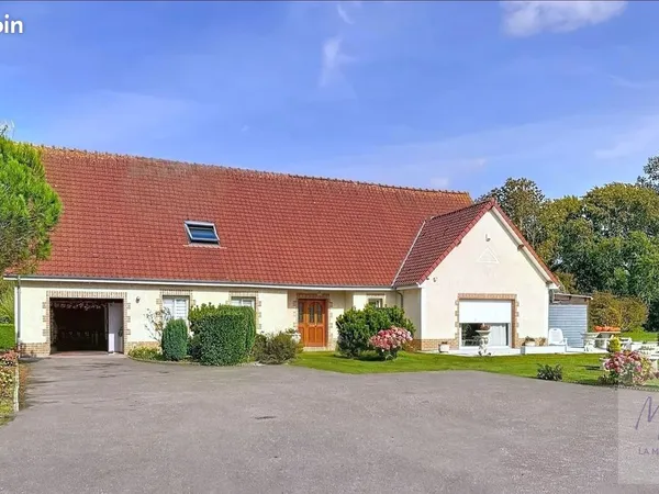 Maison 7 pièces 210 m²