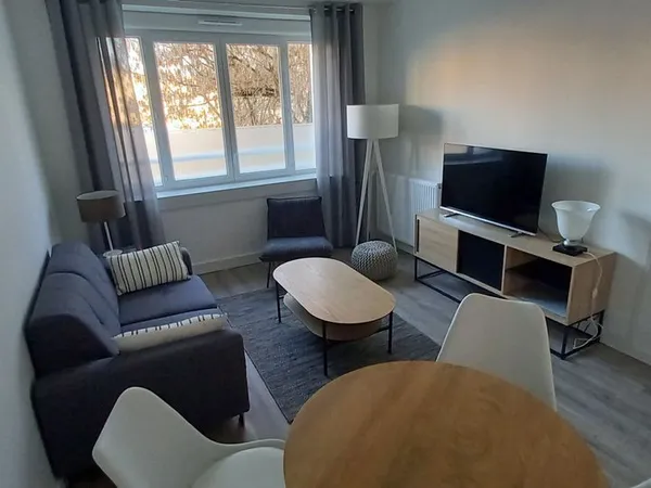 T2 MEUBLE 40 m2 MERIGNAC BURCK