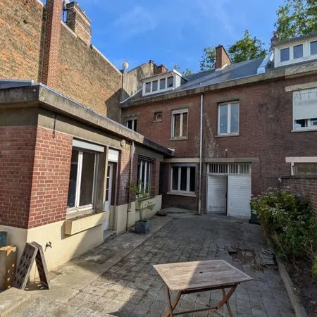 Maison 9 pièces 207 m²