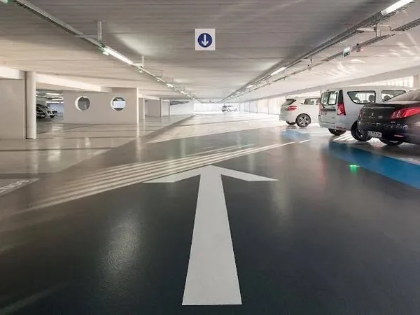 Parking 12 m²