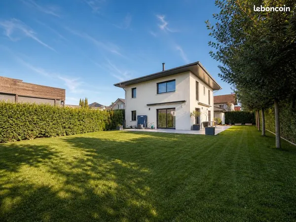 Villa 5 pièces 162 m²