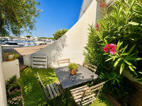 Rare appartement de plain-pied dans les marinas
