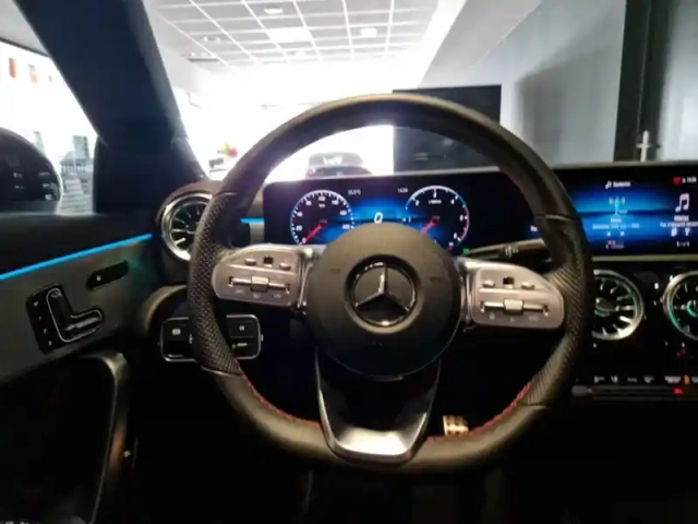 Mercedes Cla 200 d shooting brake amg l — photo 18
