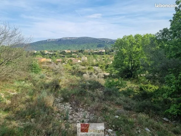 Terrain 1358 m² 3 MN GANGES