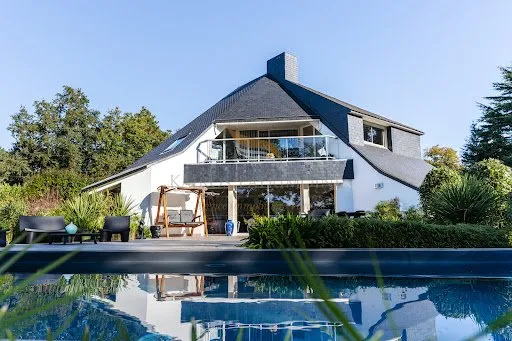 Maison 6 pièces 210 m²