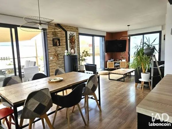 Maison familiale 5 pièces 152 m²