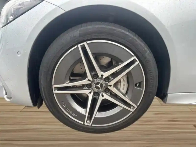 Mercedes Classe C 300 de berline amg li — photo 9