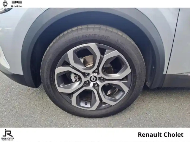 Renault Captur 1.0 tce 90ch techno — photo 8