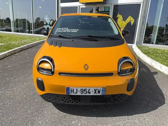 Renault Twingo e-tech electrique 80 ch autonomie urbaine — photo 8