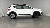 Dacia Sandero 1.0 TCe 90ch Confort CVT -22 — photo 4