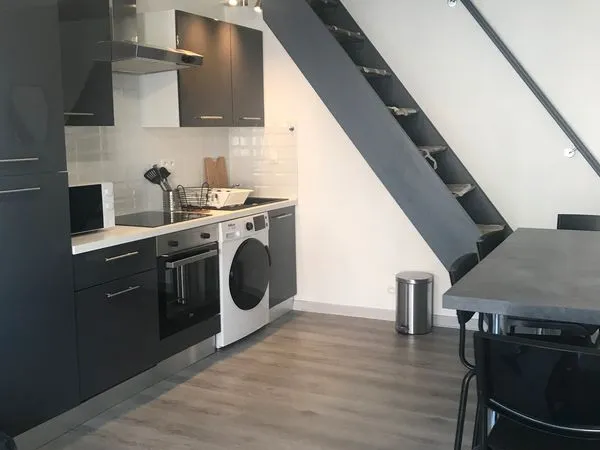 Particulier loue t2 duplex meuble 35m² lezoux