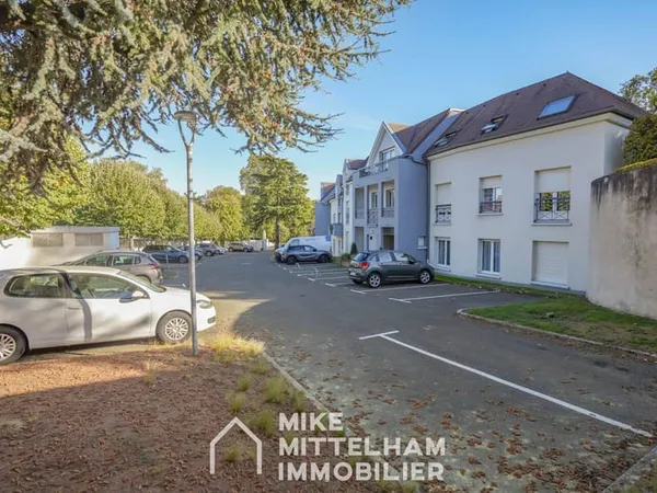 Parking 11 m²