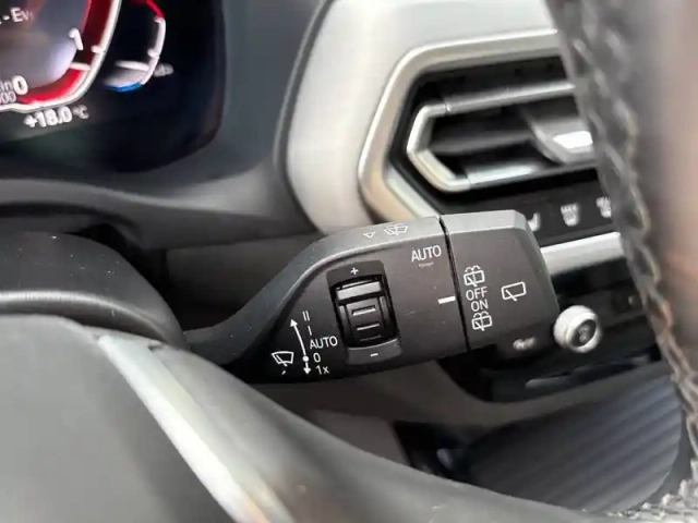 Bmw X3 sdrive18d 150ch bva8 — photo 64