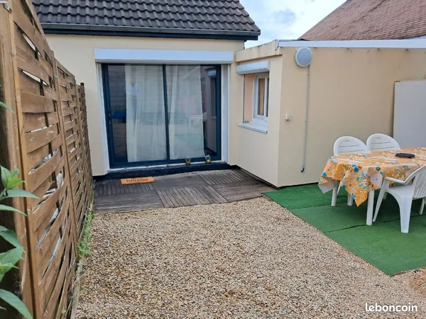 Logement F2 meublé dans pavillon