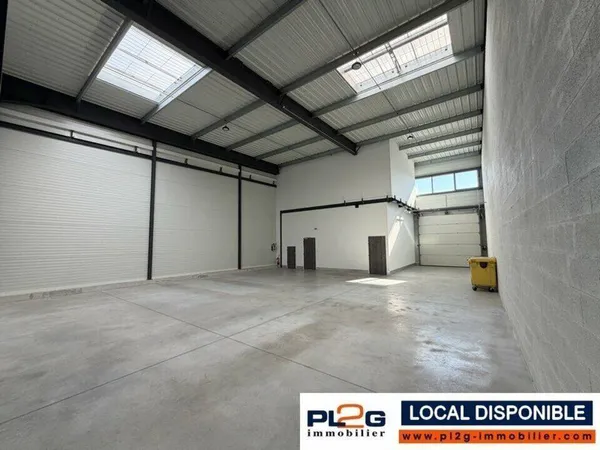 Local d'activité 277 m²