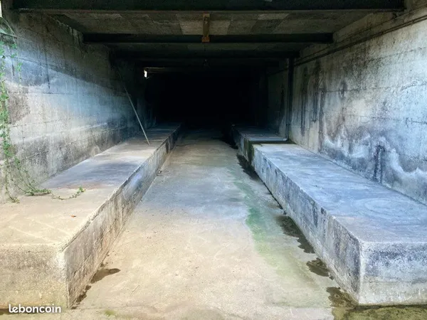Location cave 140m2 - Beauzac