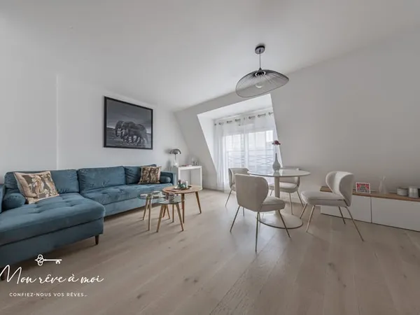 F3 en parfait état de 65m2, traversant, lumineux et au derni