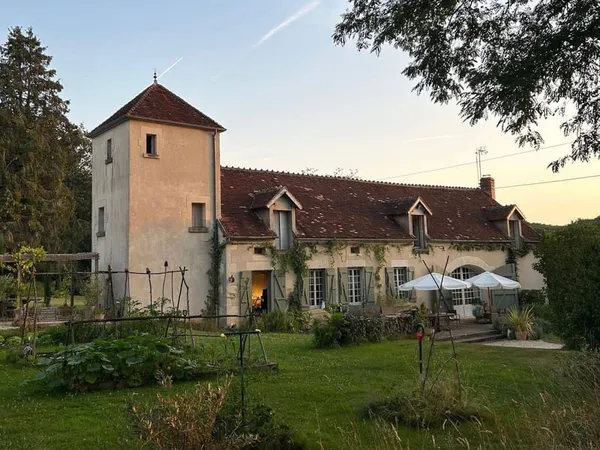 Maison 10 pièces 225 m²