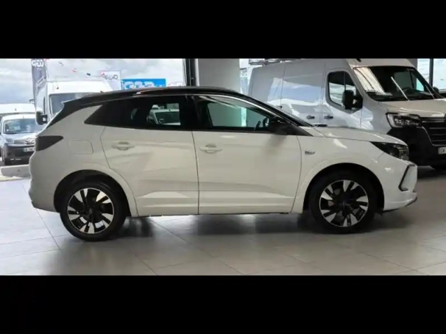 Opel Grandland 1.5 d 130ch ultimate bva8 — photo 4