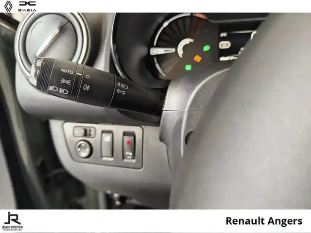 Dacia Spring 45ch expression — photo 15