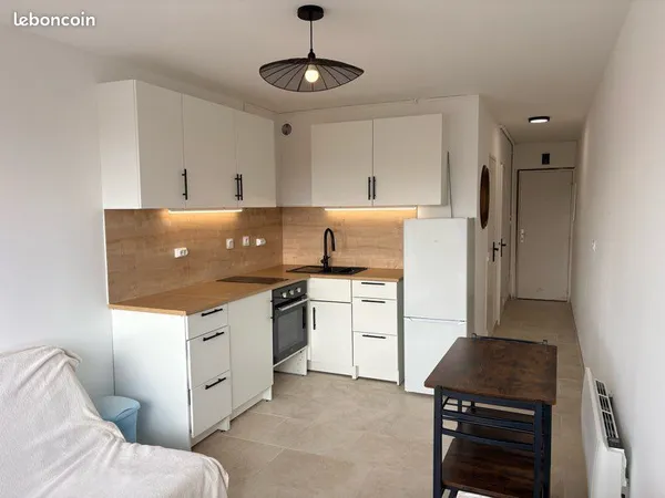 à louer à l'année - appartement meublé à frontignan plage