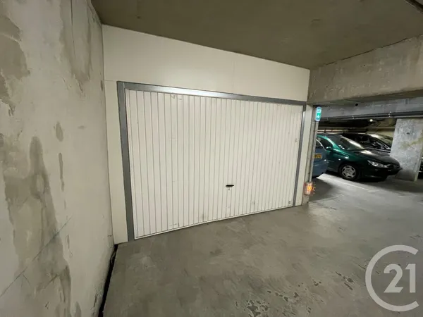 Parking 15 m²