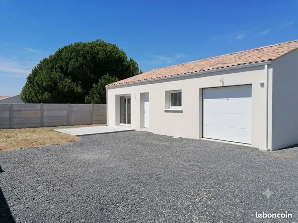 Maison à louer Le Fenouiller