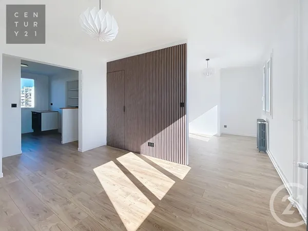Appartement 4 pièces 63 m²