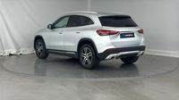 Mercedes Gla 200 d 150ch Progressive Line 8G-DCT — photo 8