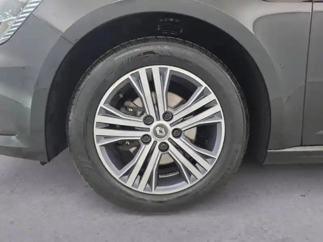 Renault Megane iv estate blue dci 115 edc — photo 73