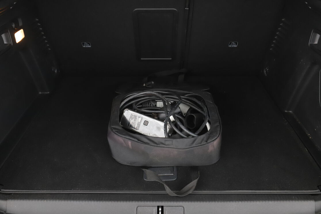 Peugeot 3008 1.6 Hybrid Allure Pack e-EAT8 — photo 16