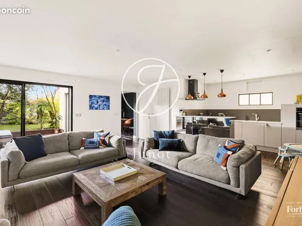 Duplex 3 pièces 93 m²