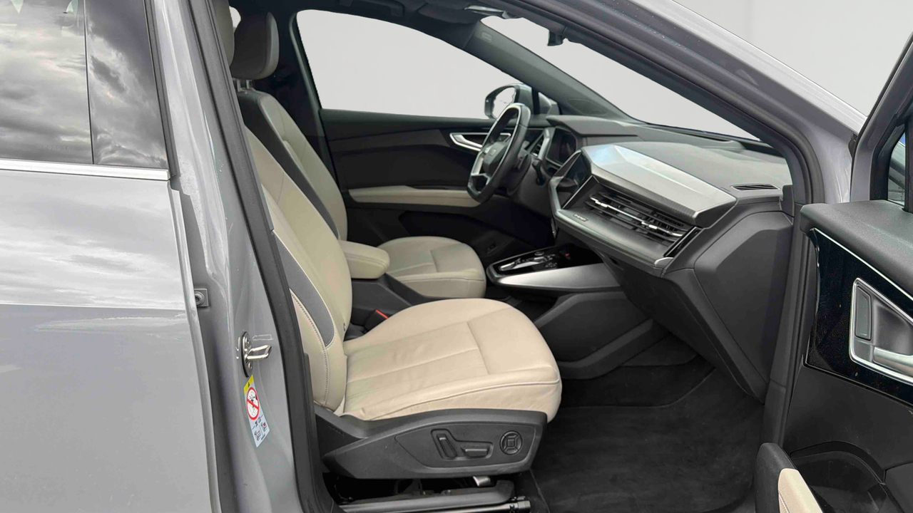 Audi Q4 e-tron 40 204 ch 82 kWh — photo 21