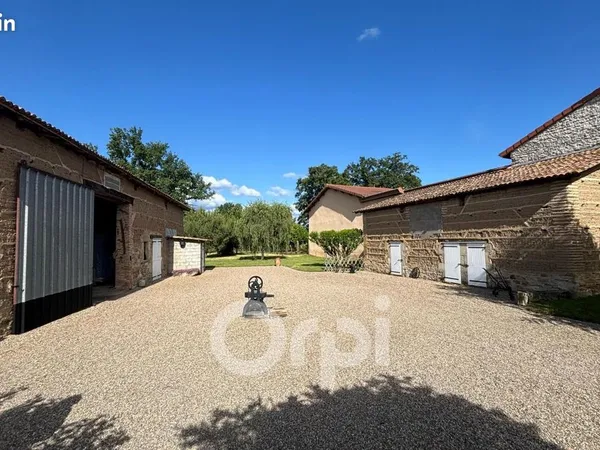 Maison 1 pièce 175 m²