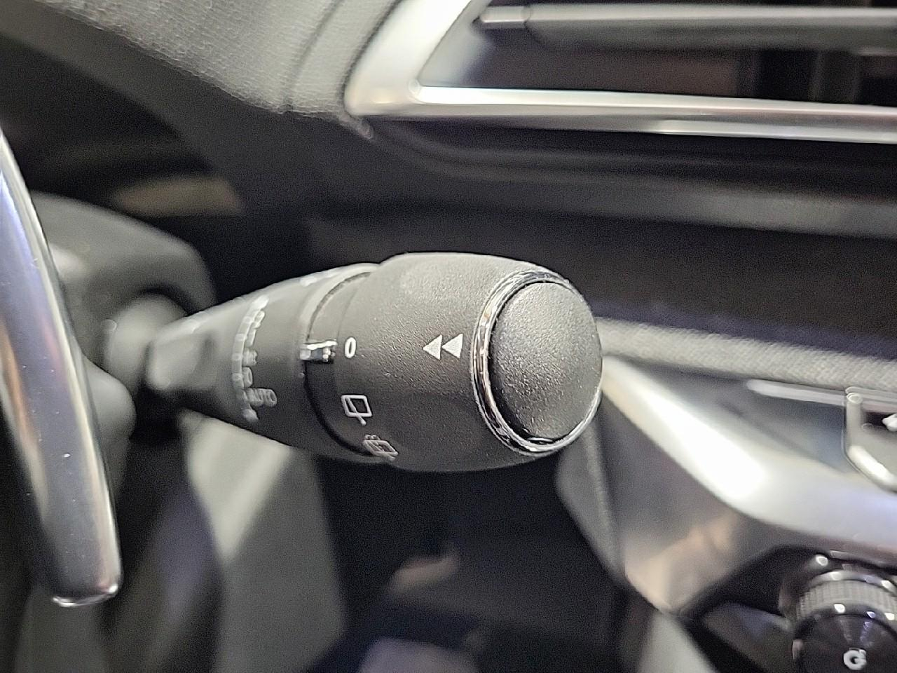 Peugeot 3008 hybrid 225 e-eat8 allure pack — photo 21