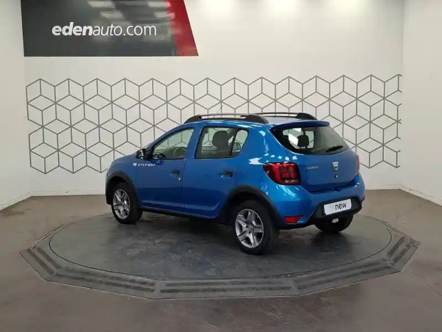 Dacia Sandero sce 75 — photo 3