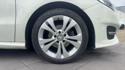 Mercedes Classe B 180 CDi 109 - Sensation – 2015 – 96720 km – Diesel – Boîte Manuelle — photo 15