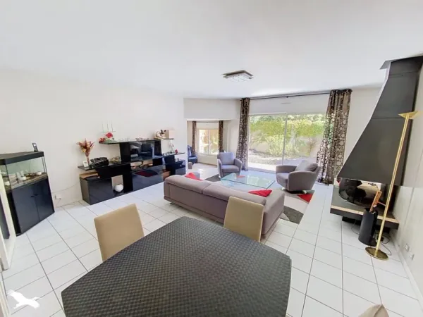 Maison 6 pièces 144 m²