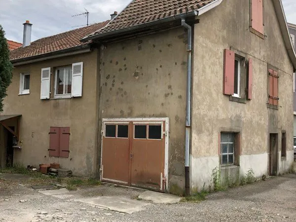 Maison comprenant 2 appartement