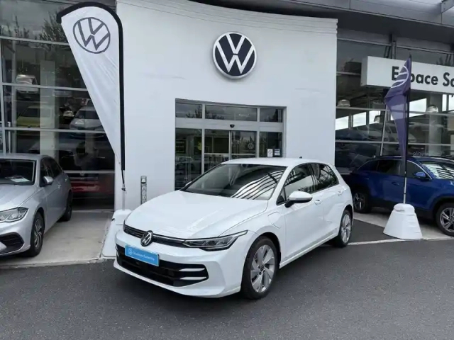Volkswagen Golf 1.5 ehybrid 204 dsg6 — photo 1