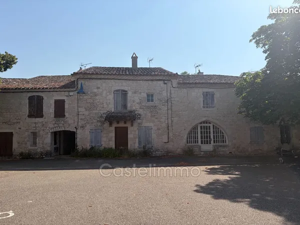 Maison 13 pièces 544 m²