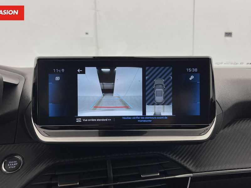 Peugeot 2008 II 1.2 PureTech 130ch Allure Pack EAT8 — photo 19